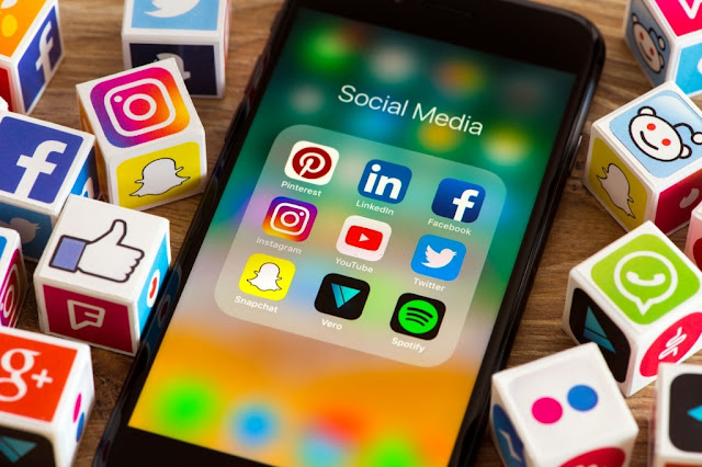 Akun Media Sosial Apa Saja yang Aman untuk Anak-Anak?