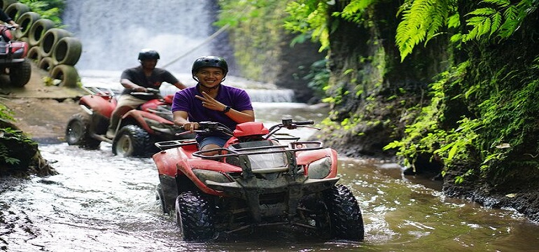 momen perjalanan quod bike bali