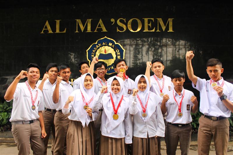 Prestasi Siswa SMA Islam Al Masoem Bandung dalam Berbagai Lomba