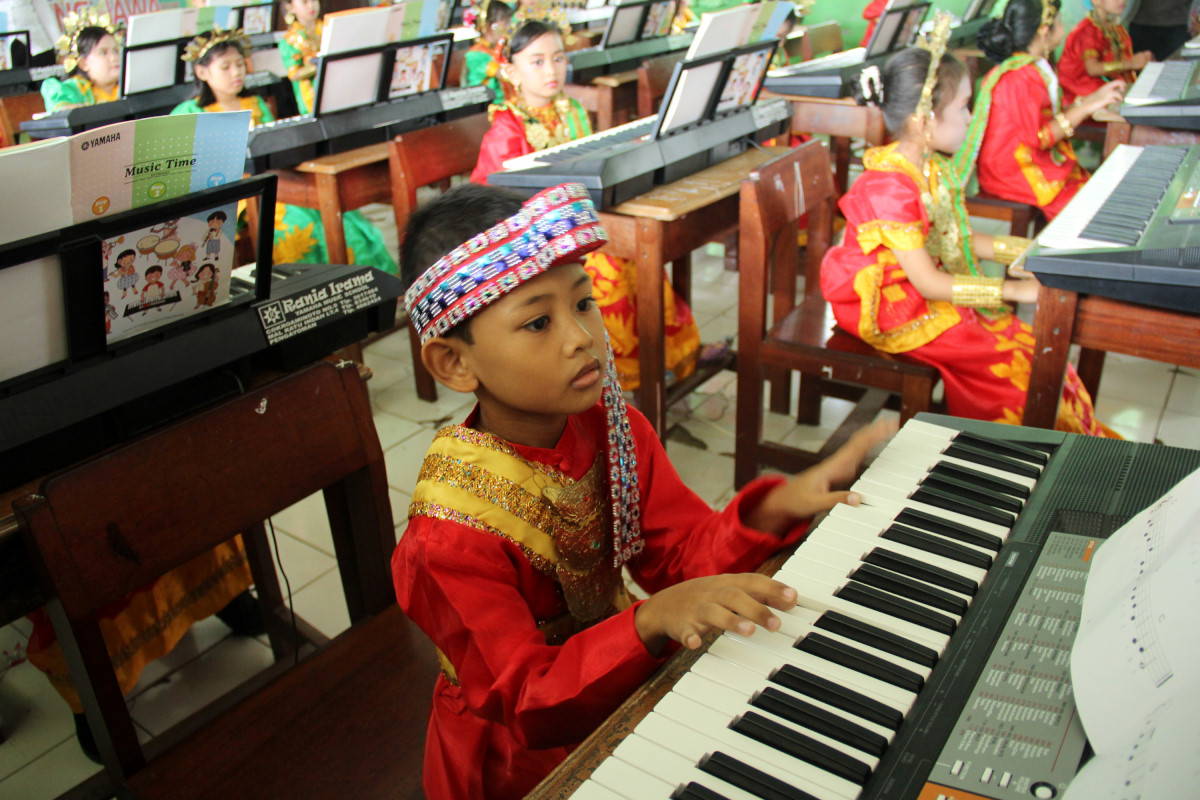 Kursus Kreatif: Meningkatkan Cita Rasa Musik Anak Melalui Les Musik