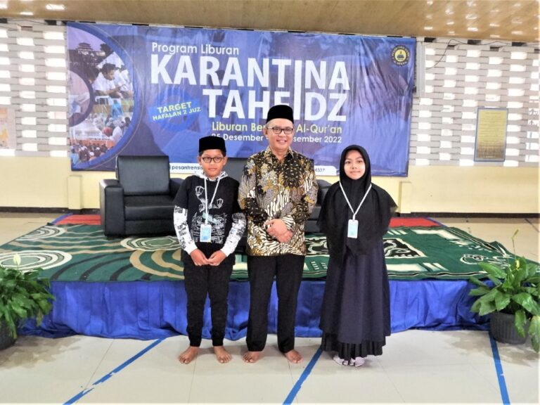 Kegiatan Spiritual Retreat untuk Meningkatkan Kualitas Hidup Siswa di SMA Islam Al Masoem Bandung