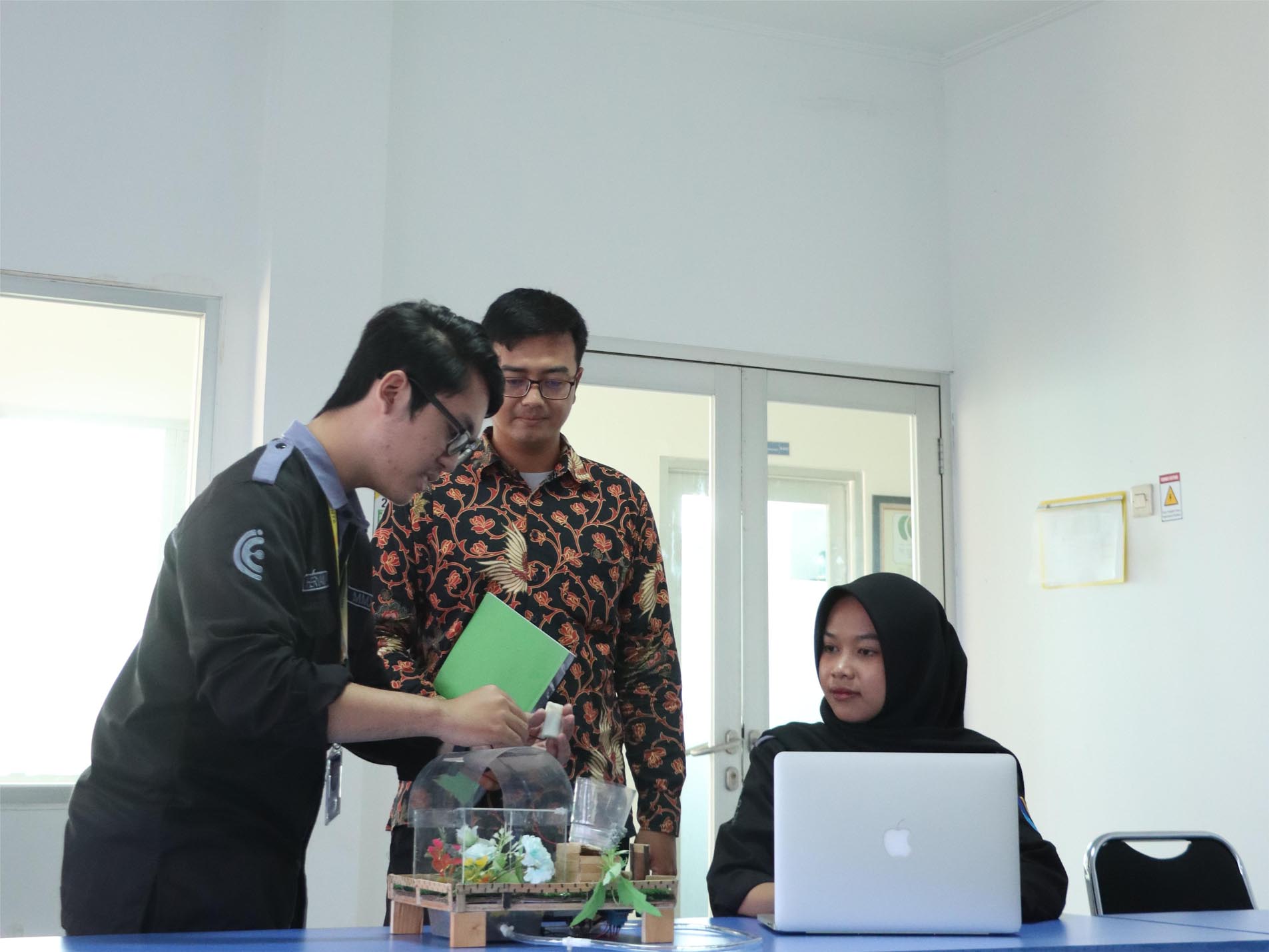 Apakah Peran Spesialis Ergonomi Menjadi Peluang Baru Mengenai Lulusan Jurusan Teknik Industri Kerja Apa?